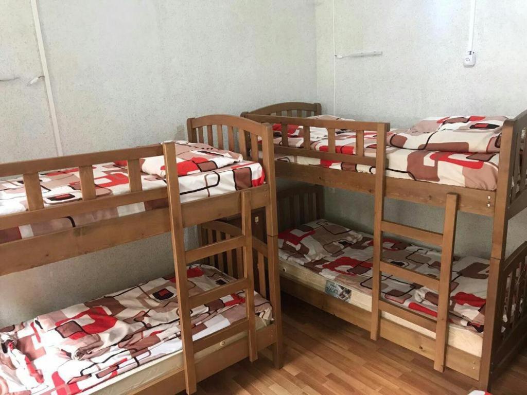 Machabelli 11A Hostel ティビリシ エクステリア 写真