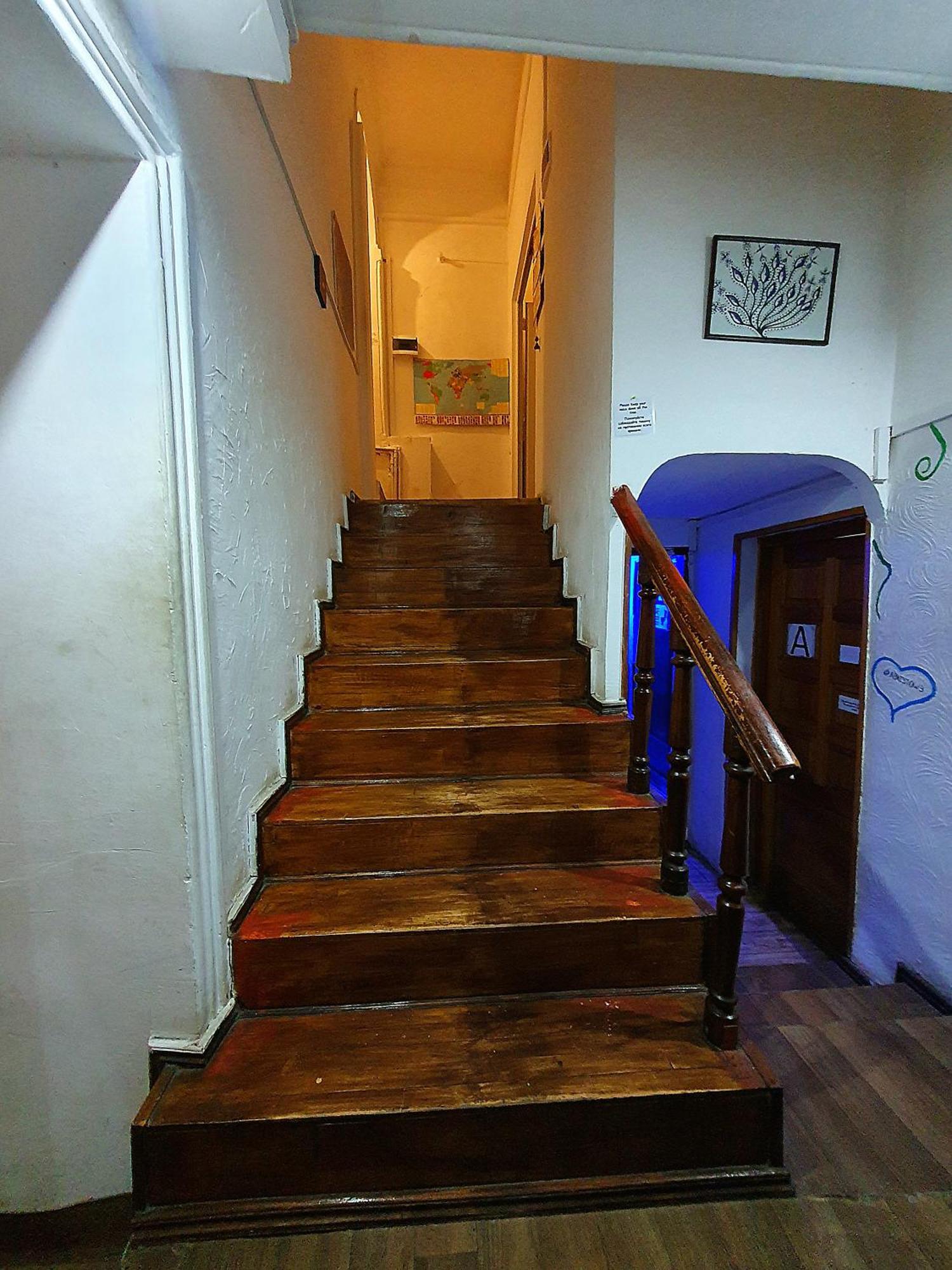 Machabelli 11A Hostel ティビリシ エクステリア 写真